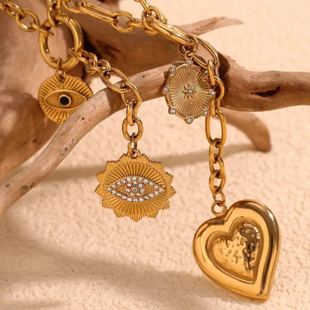 Vintage Charm Pendant Necklace – Elegant Everyday Jewelry