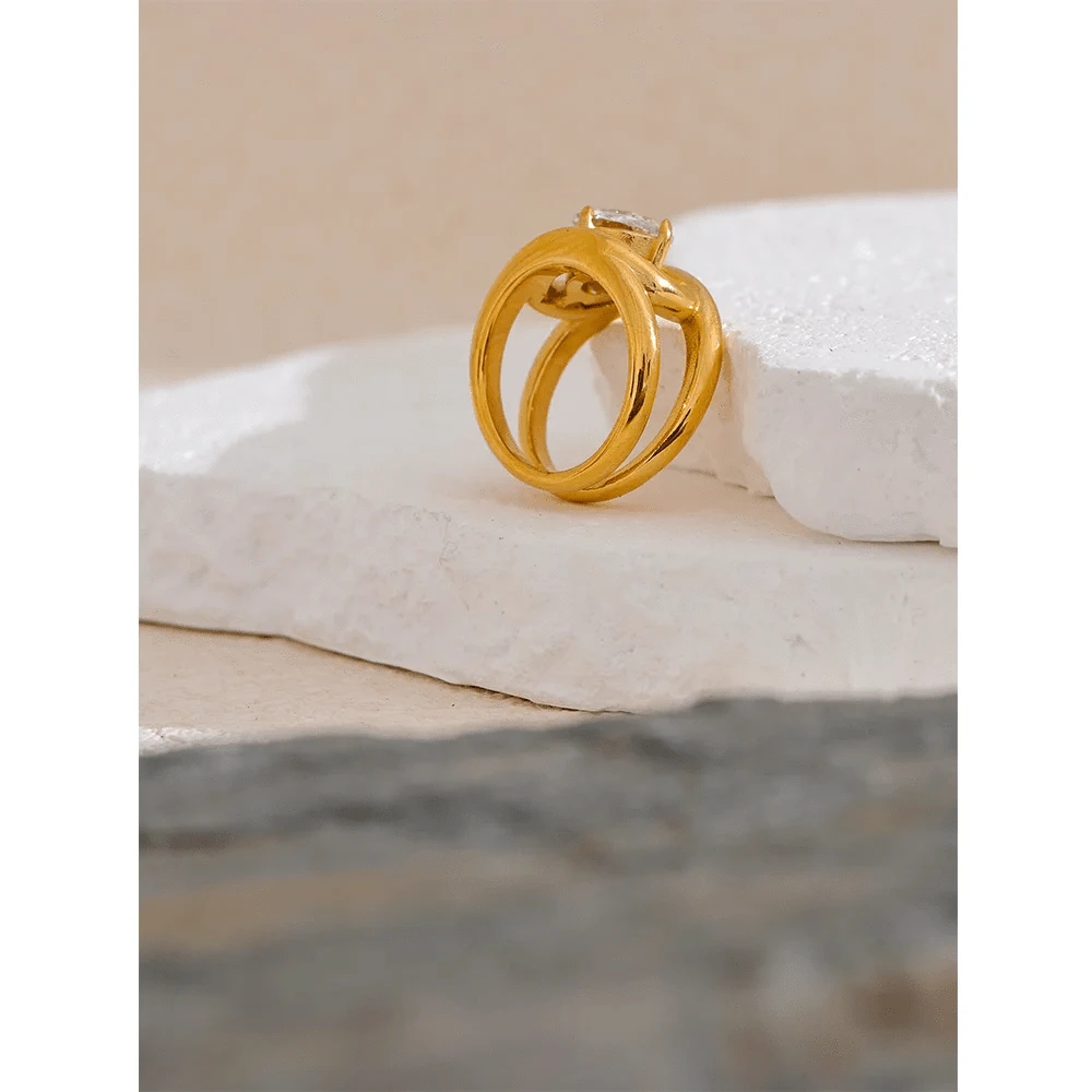 Gold Ring with Oval Gemstone 3