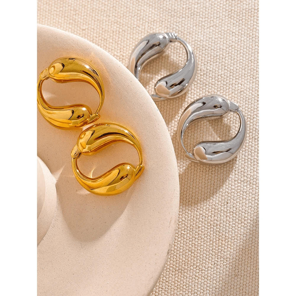 Katara Hoop Earrings