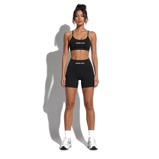 Set — Infinity bra + Legging Shorts black front on-model 2048