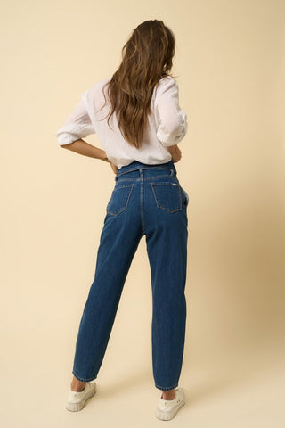 Back details of the High-Rise Flap Waist Relaxed Jeans
