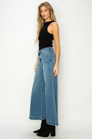 Side details of High-Rise Crop Palazzo Jeans