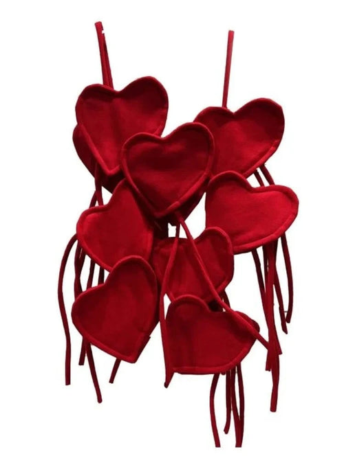 3D Red Heart Strings