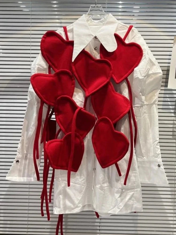 3D Red Heart Strings