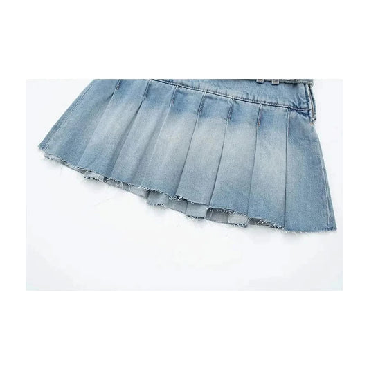 Frayed Hemline of Denim Pleated Skirt