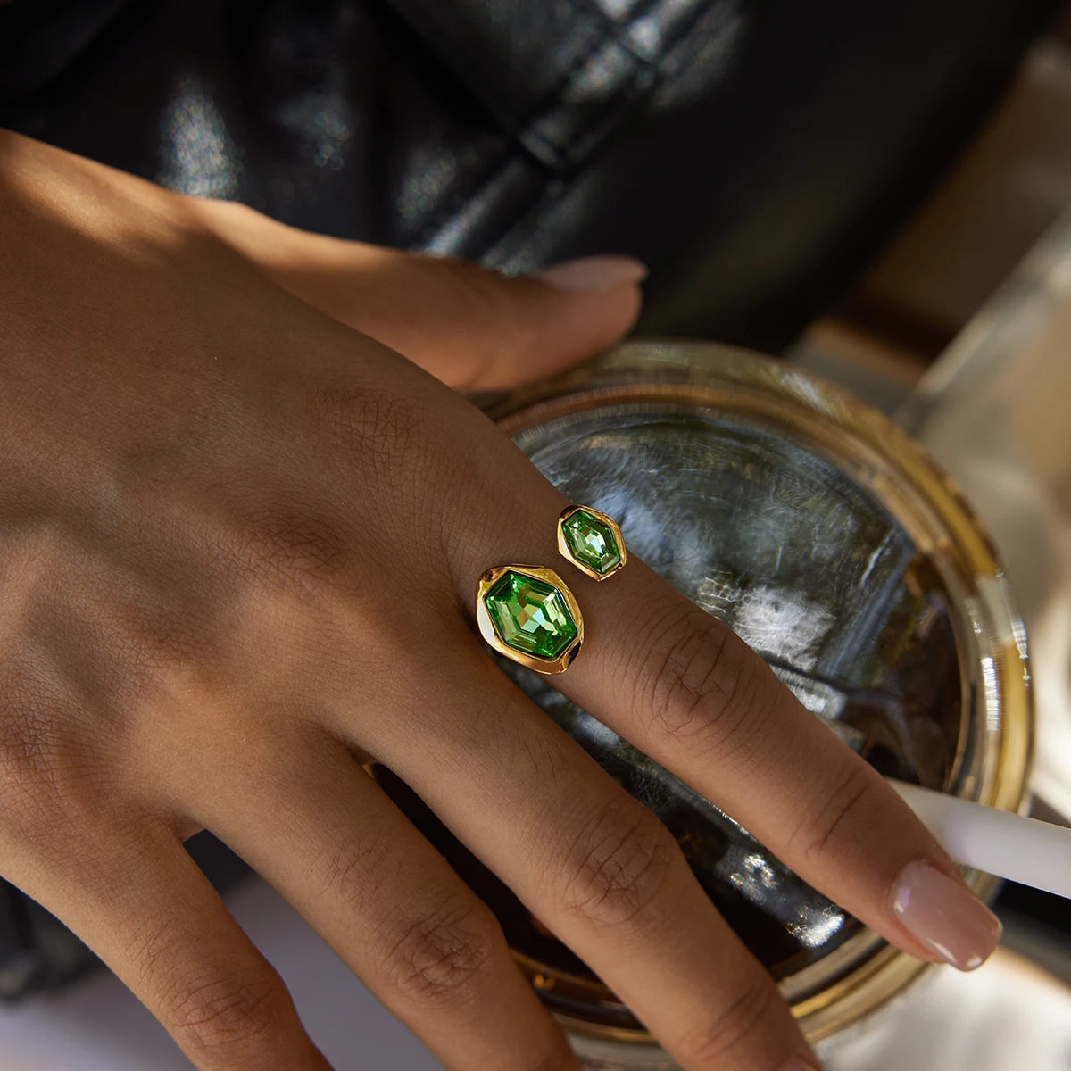 Green peridot Zirconium Geometric Asymmetric Open Ring Gift