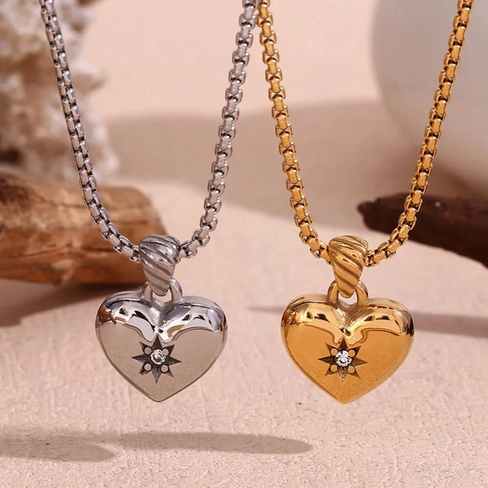 Chic Pearl & Zircon Heart Necklace