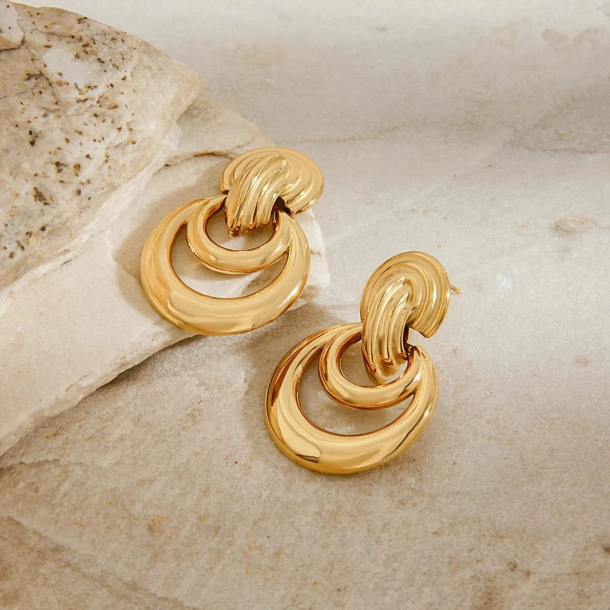 Geometric Gold Earrings – Stylish Daily Wear