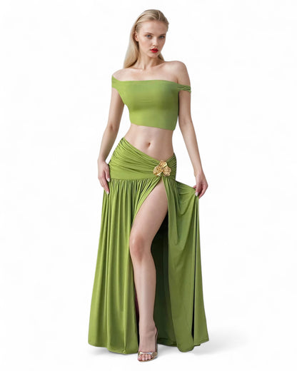 Green Elegant Skew Neck Set – Backless Pleated Fit