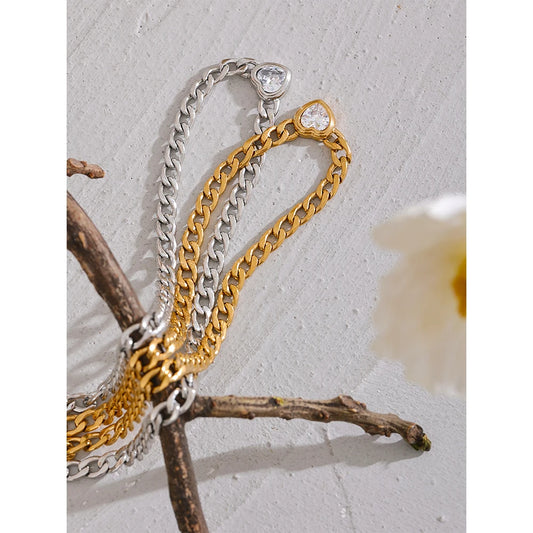 Heart Pendant - Elegant Chain Necklace