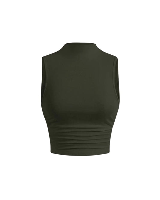 Solid Color Sleeveless Crew Neck Daily Tank - model wearing new