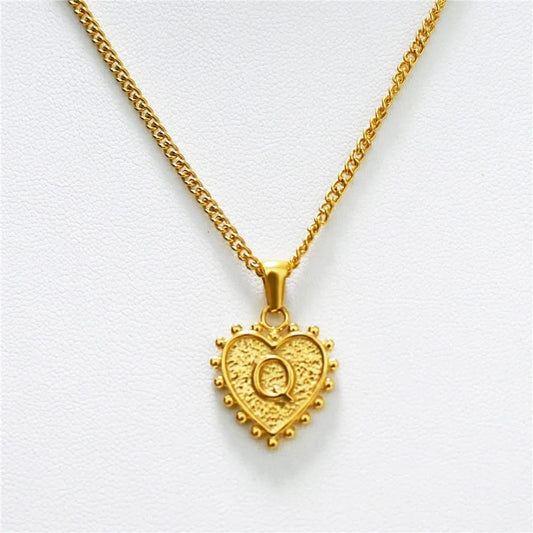 Luxury 18k Gold Plated Heart Q Initial Necklace