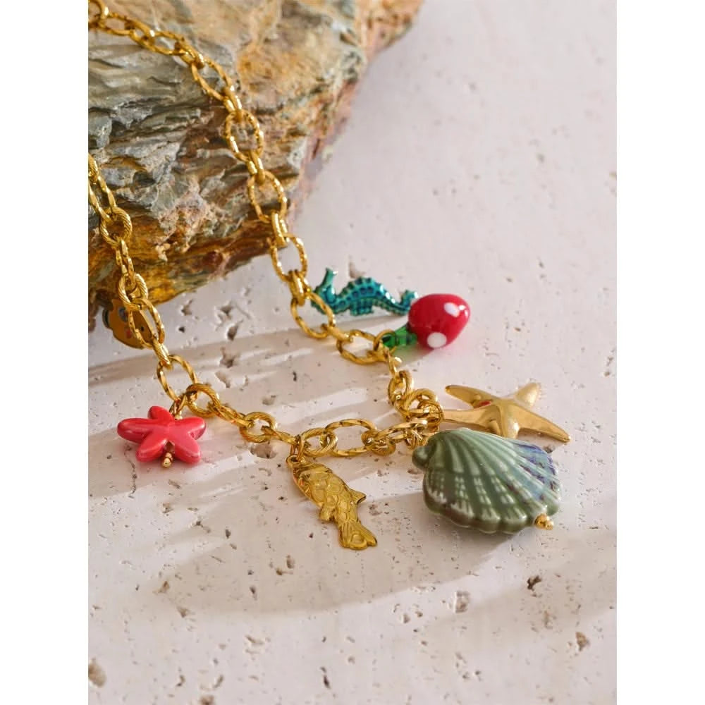 Ocean Chic Shell Pendant Necklace