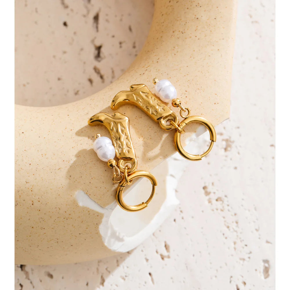 Cowgirl Pearl Gold-color Hoop Earrings