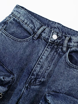 Fabric details of Multi Pockets Wide-Leg Denim Pants