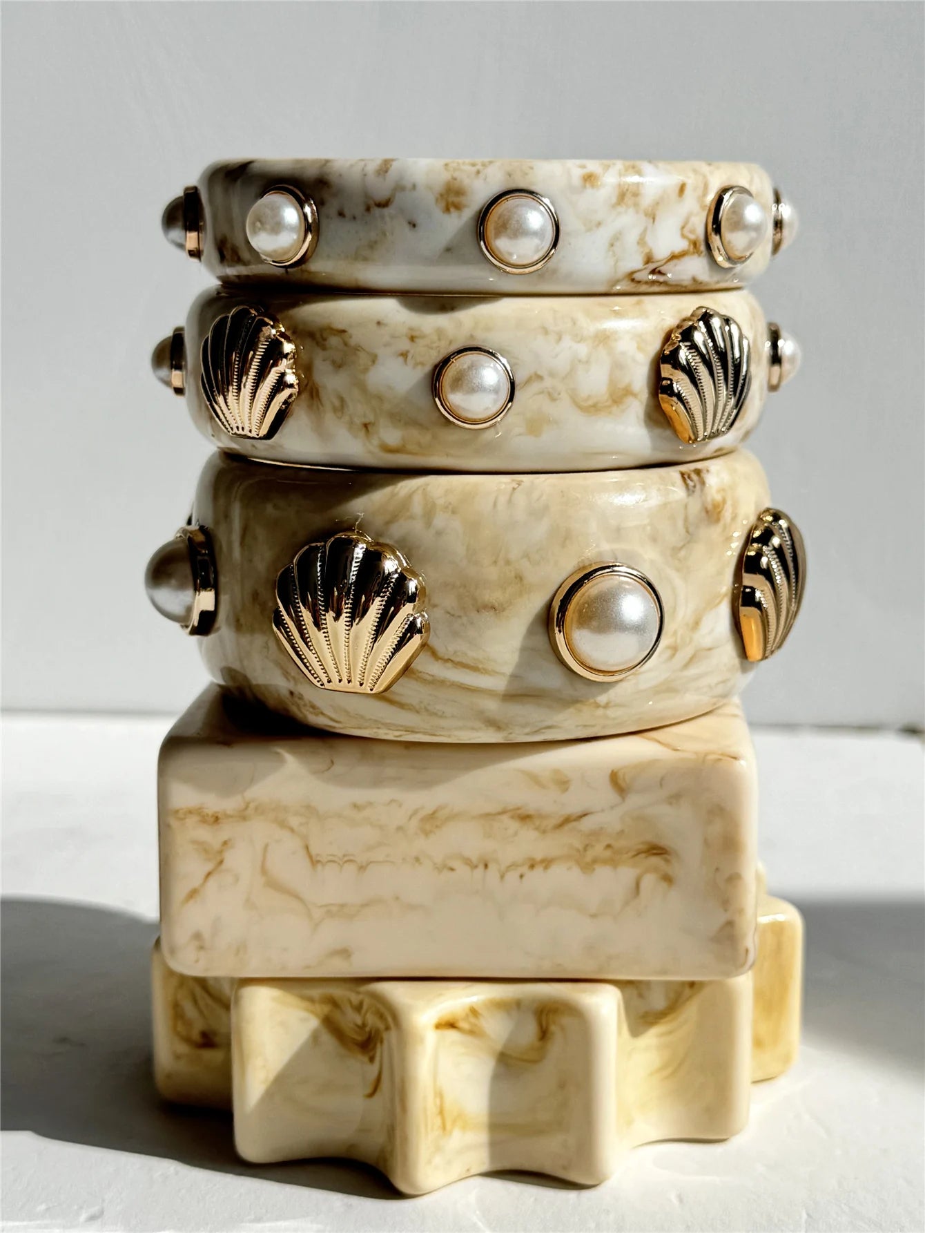 Seashell Off-White Geometric Bangles - detail shot