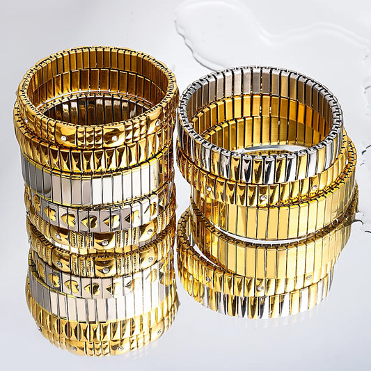 Pulsera ajustable de acero inoxidable chapada en oro de 18 quilates 