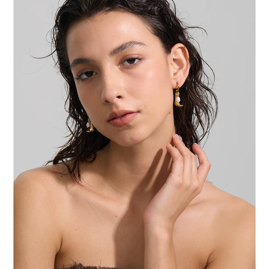 Cowgirl Pearl Gold-color Hoop Earrings