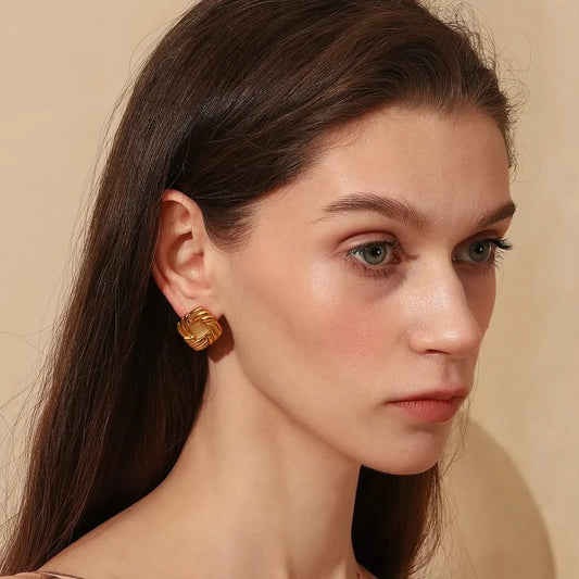 Vintage Cat Eye Earrings - Gold Plated Fashionista Chic - close up of jewelry details