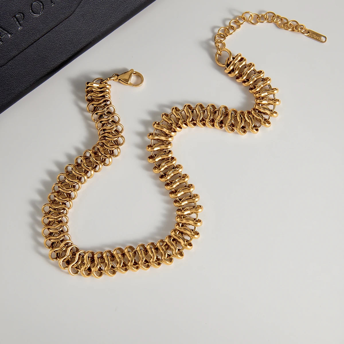 Golden Hour Geometric Chunky Chain Choker Necklace