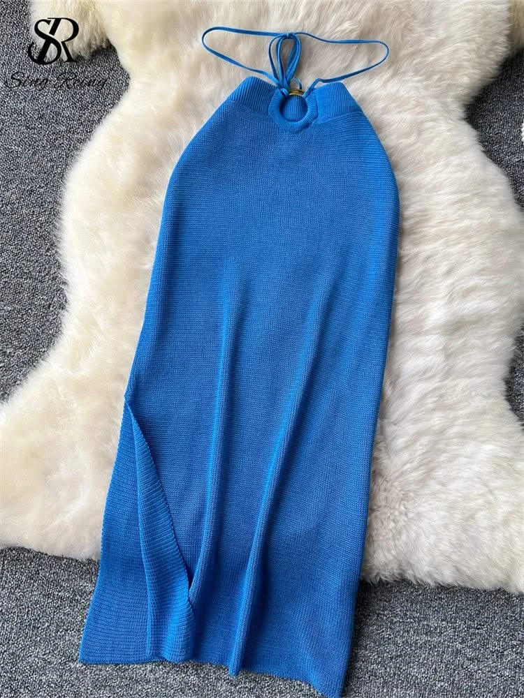 Conjunto de top corto sin tirantes y falda con abertura