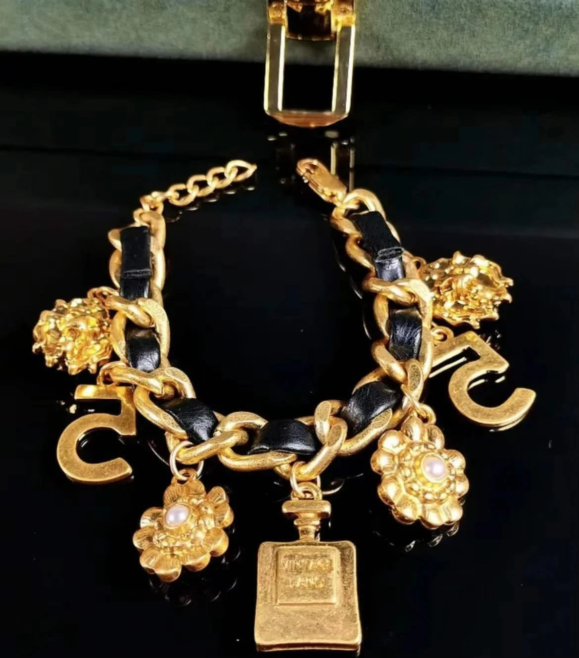 Treasure Chain - Brooch
