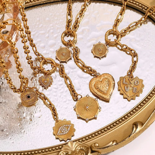 Vintage Charm Pendant Necklace – Elegant Everyday Jewelry