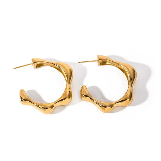 Chic Geometric Petal Earrings - Fashionable Style