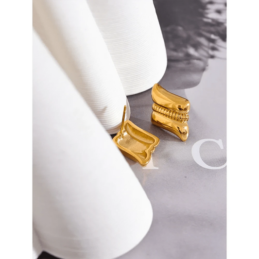 Clara Gold Earrings