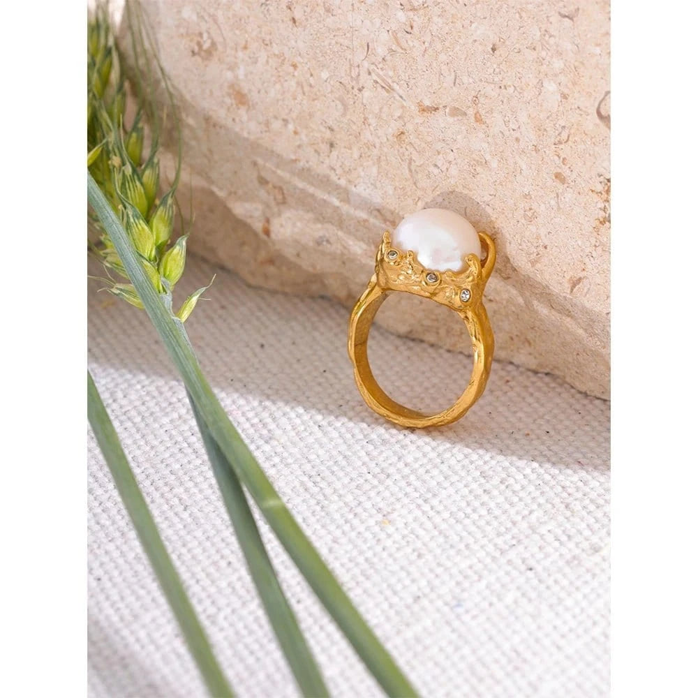 Classic Gold Pearl Ring