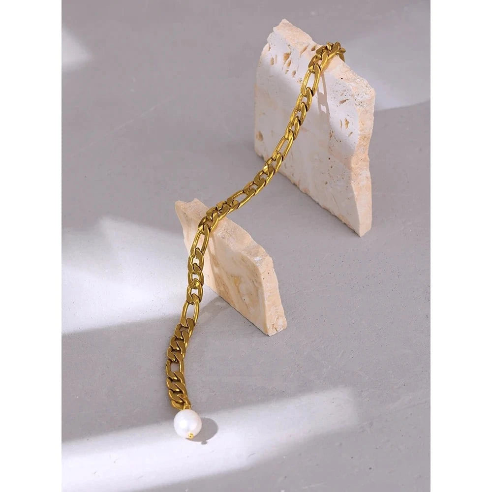 Figaro Chain Natural Pearl Anklet