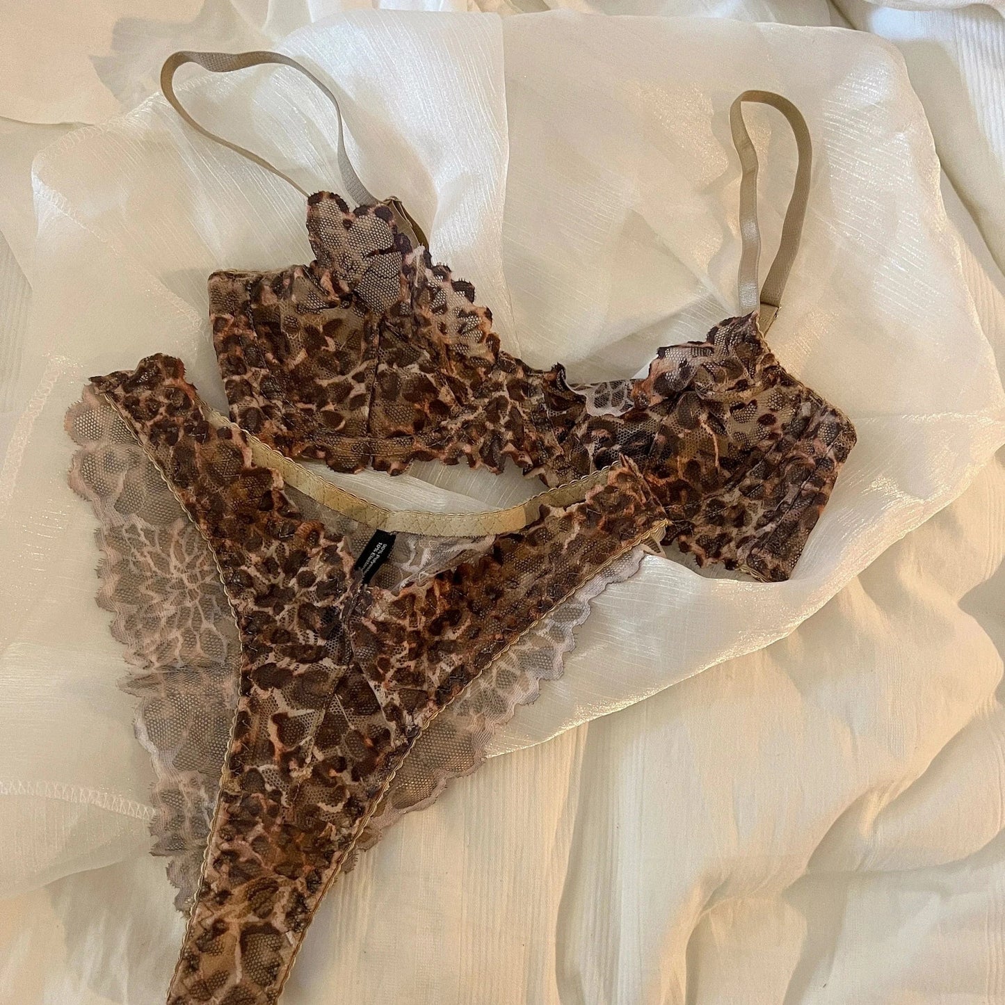 French Thin Leopard Print Lingerie Set