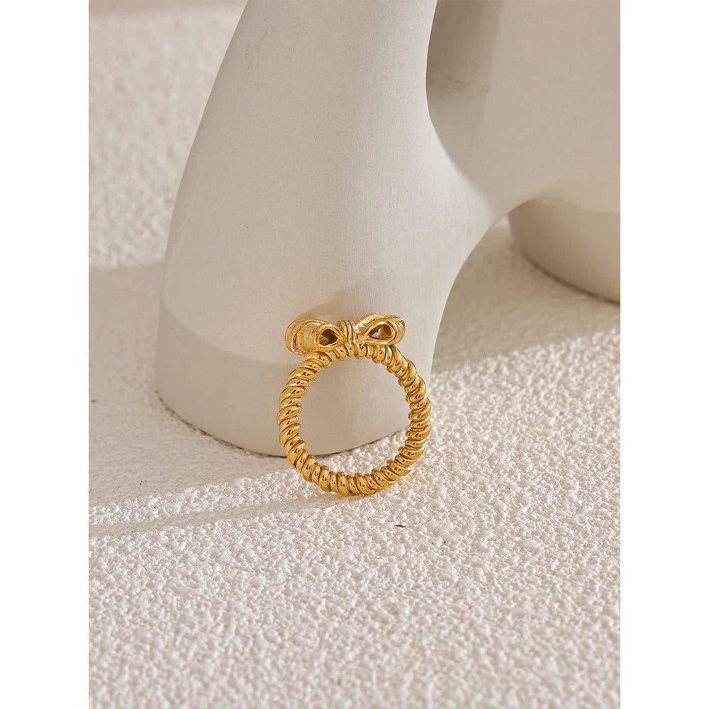 Gold Bow Ring