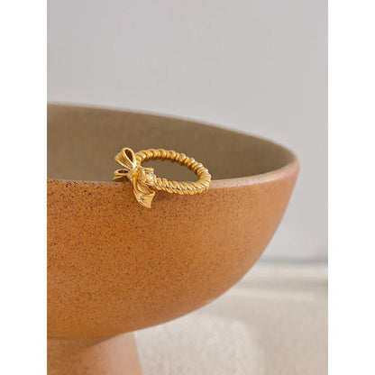 Gold Bow Ring