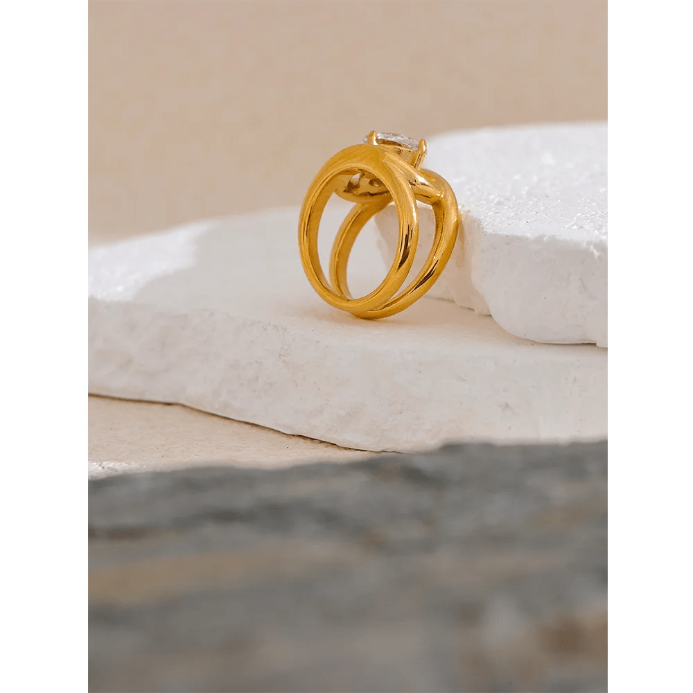 Gold Ring with Oval Gemstone 3