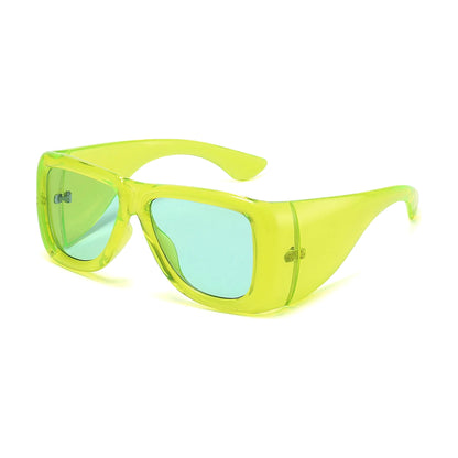 Bold Wrap Aviator Sunglasses — green front