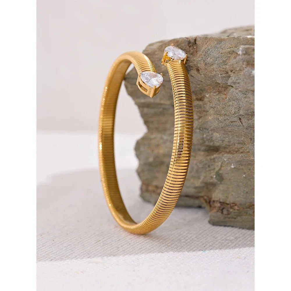 Heart Cubic Zirconia Open Bangle