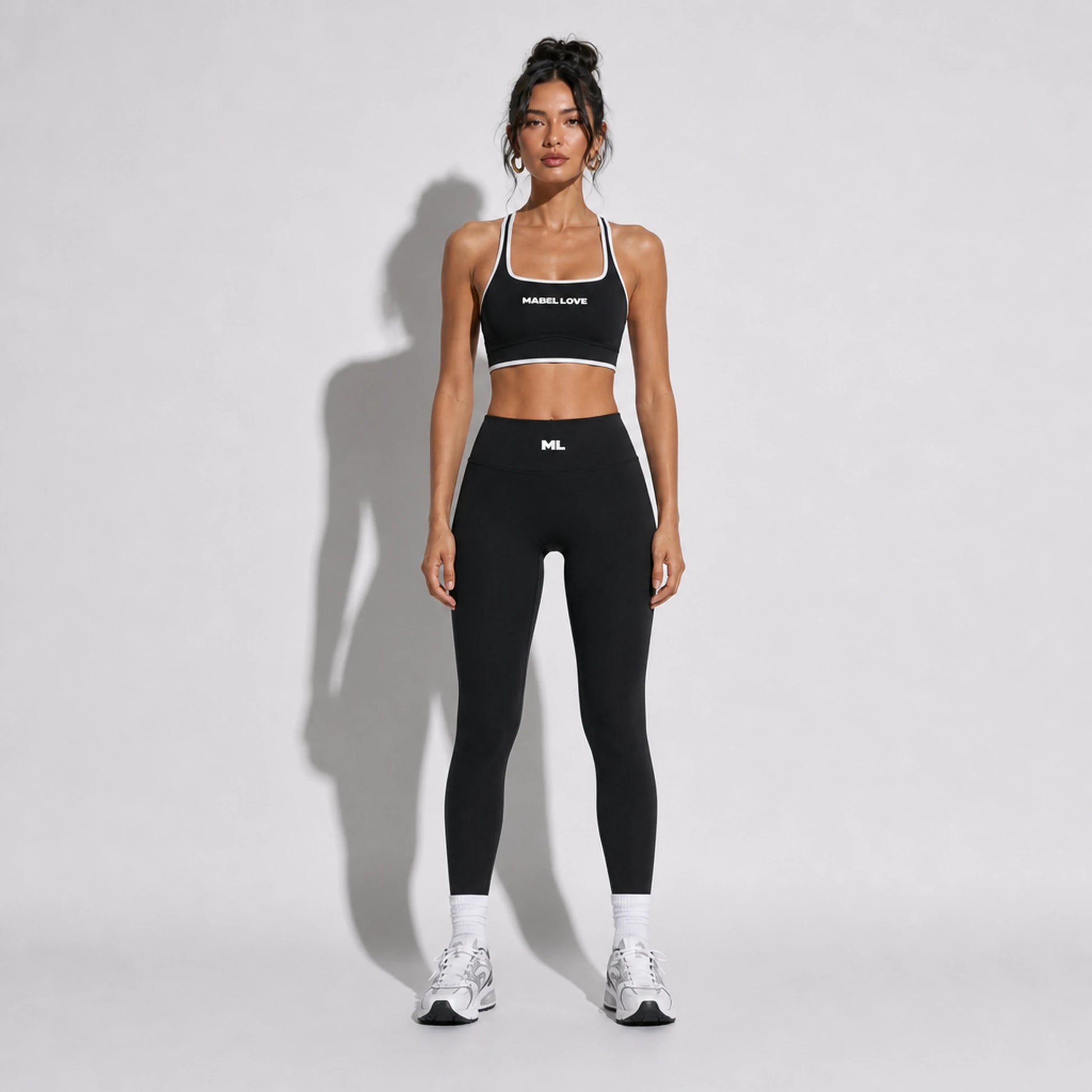 Set — High Support bra + High Waist Leggings black front on-model 2048