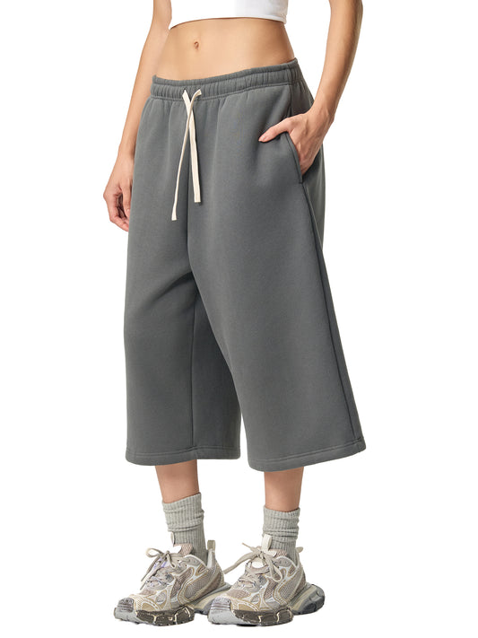 Relaxed Drawstring Three-quarter Sweatpants - additional view 8