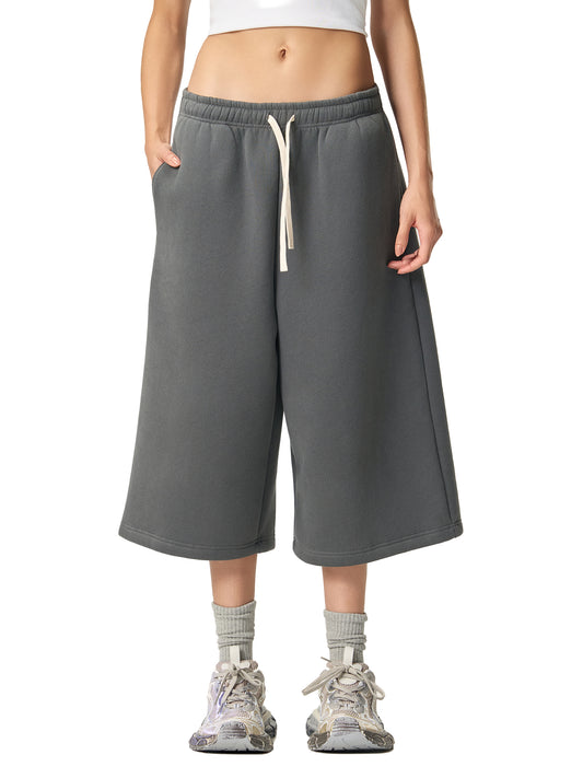 Relaxed Drawstring Three-quarter Sweatpants - additional view 7
