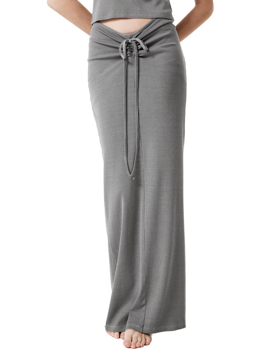 Daisy Blue Elastic Straps Maxi Skirt - lifestyle photo