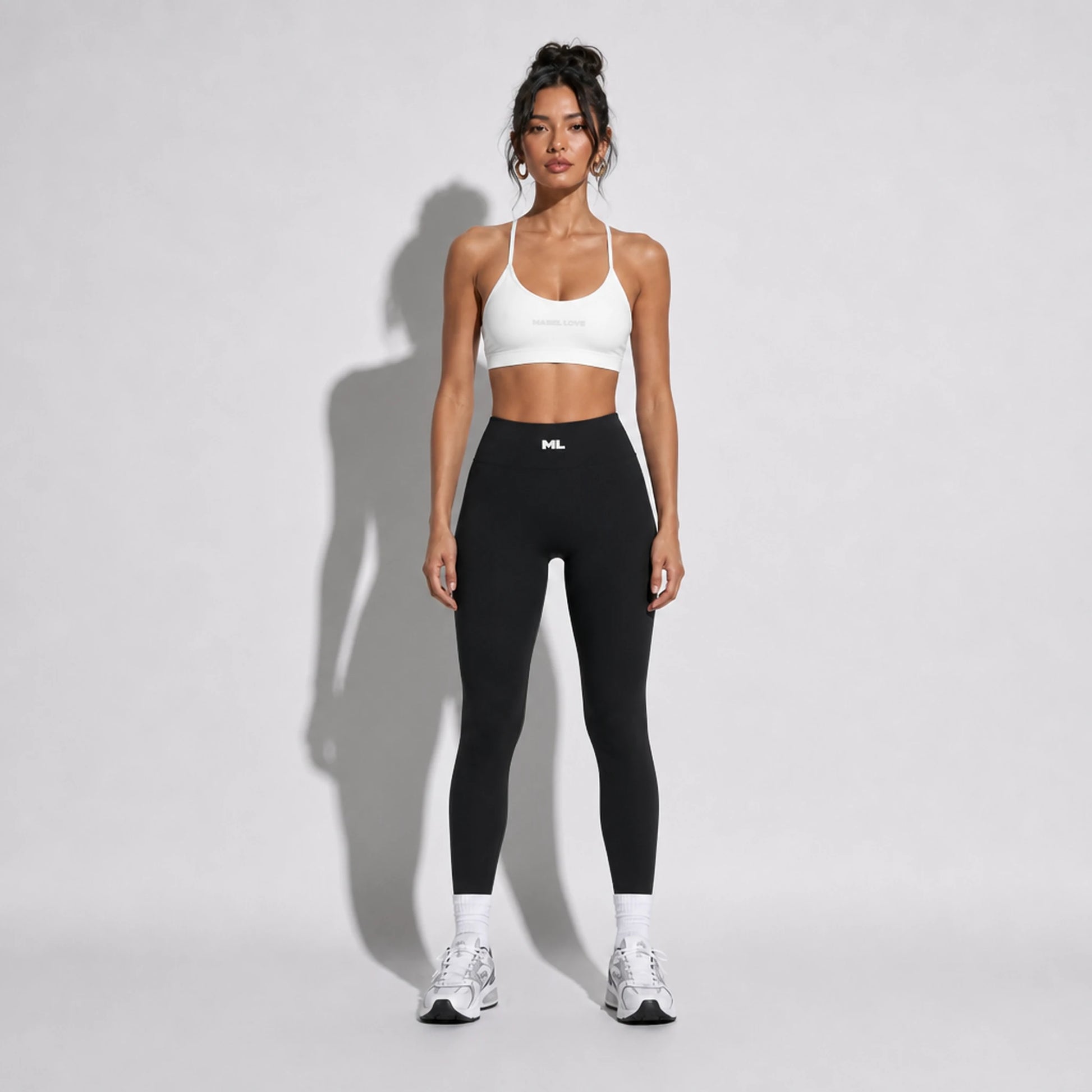 Set — Infinity bra white + High Waist Leggings black front on-model 2048
