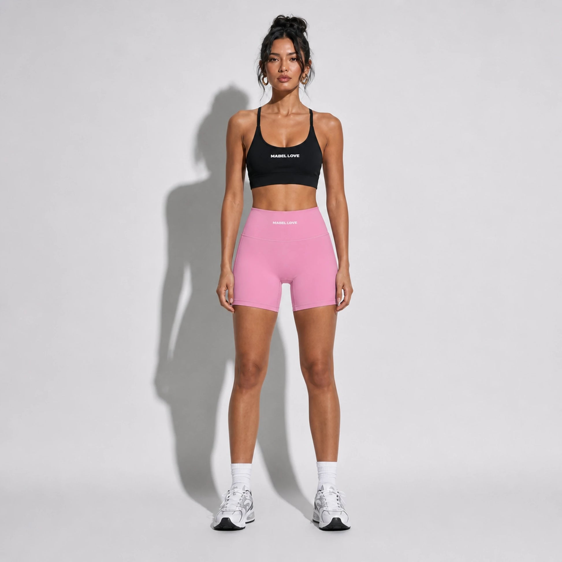 Set — Infinity bra + Legging Shorts Pink front on-model 2048