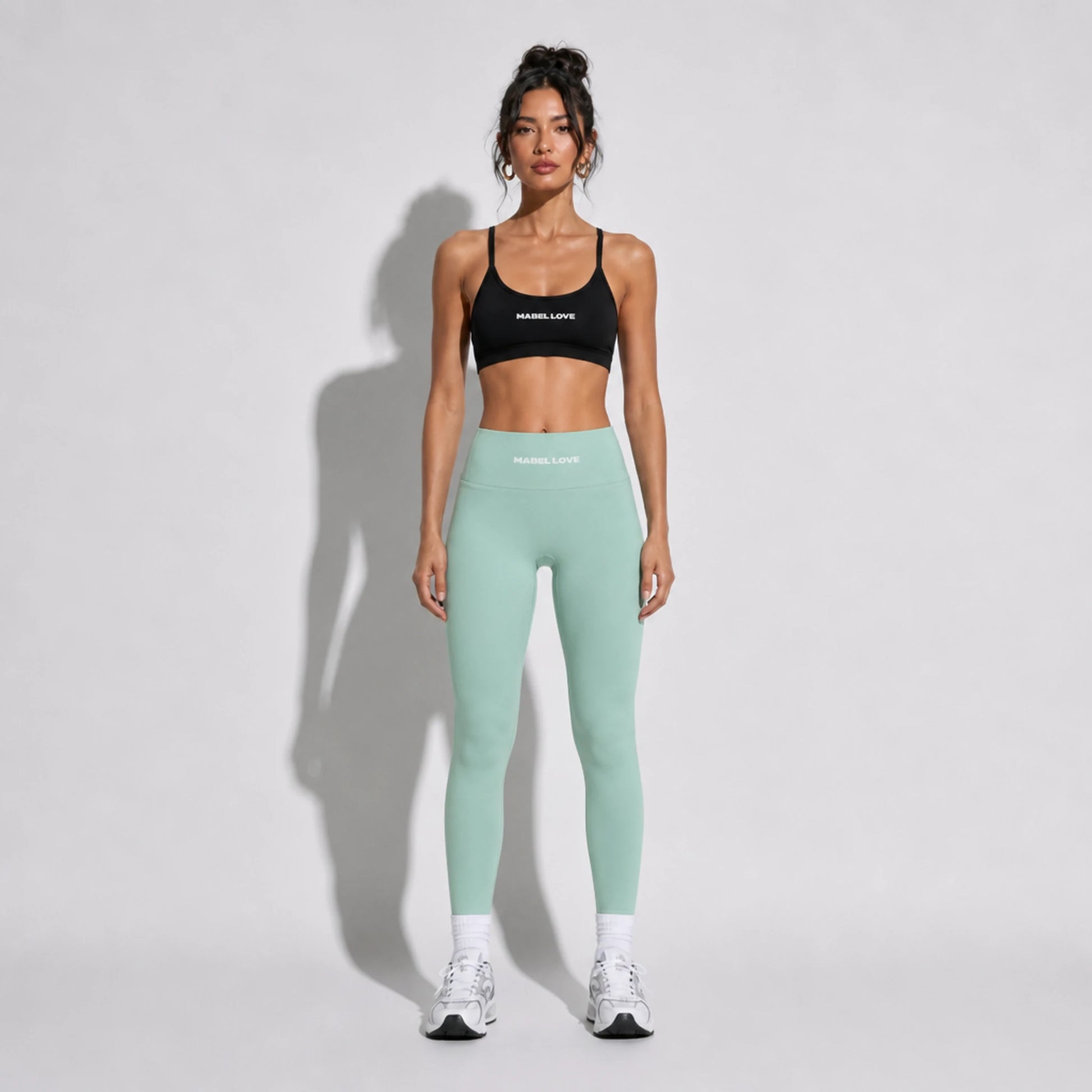 Set — Infinity bra + High-Waisted Yoga Leggings Light Green front on-model 2048
