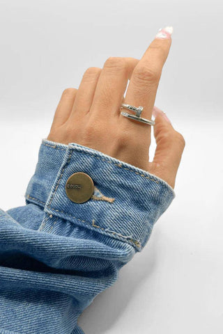 Sample wearing of Silver Round Nail Ring