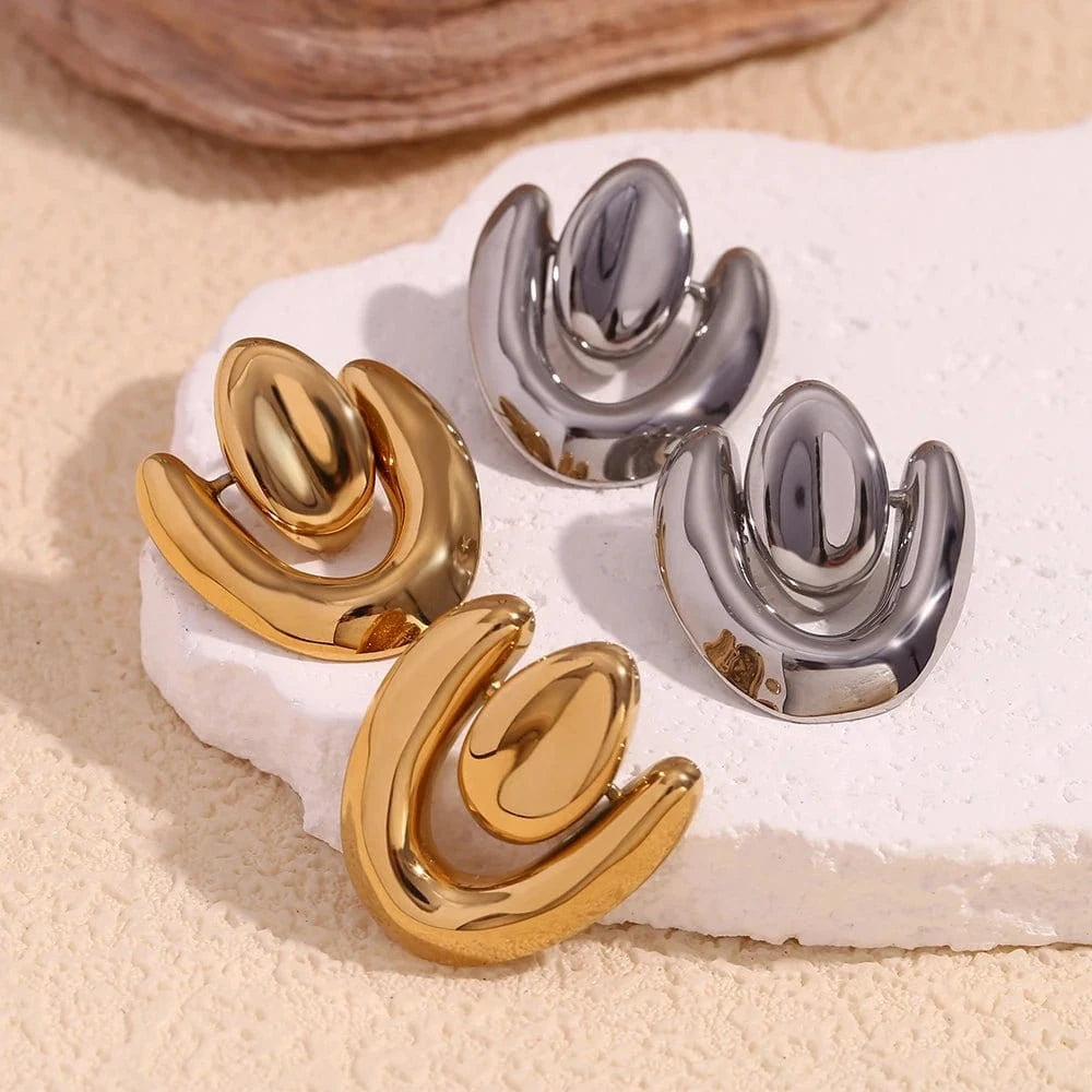 Oval U - shape earrings