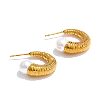 Pearl Ribbed Huggie Earrings