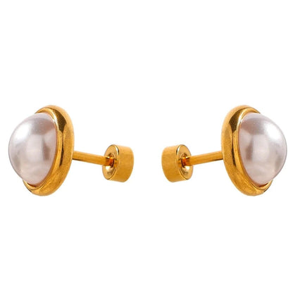 Pearls Stud Earrings