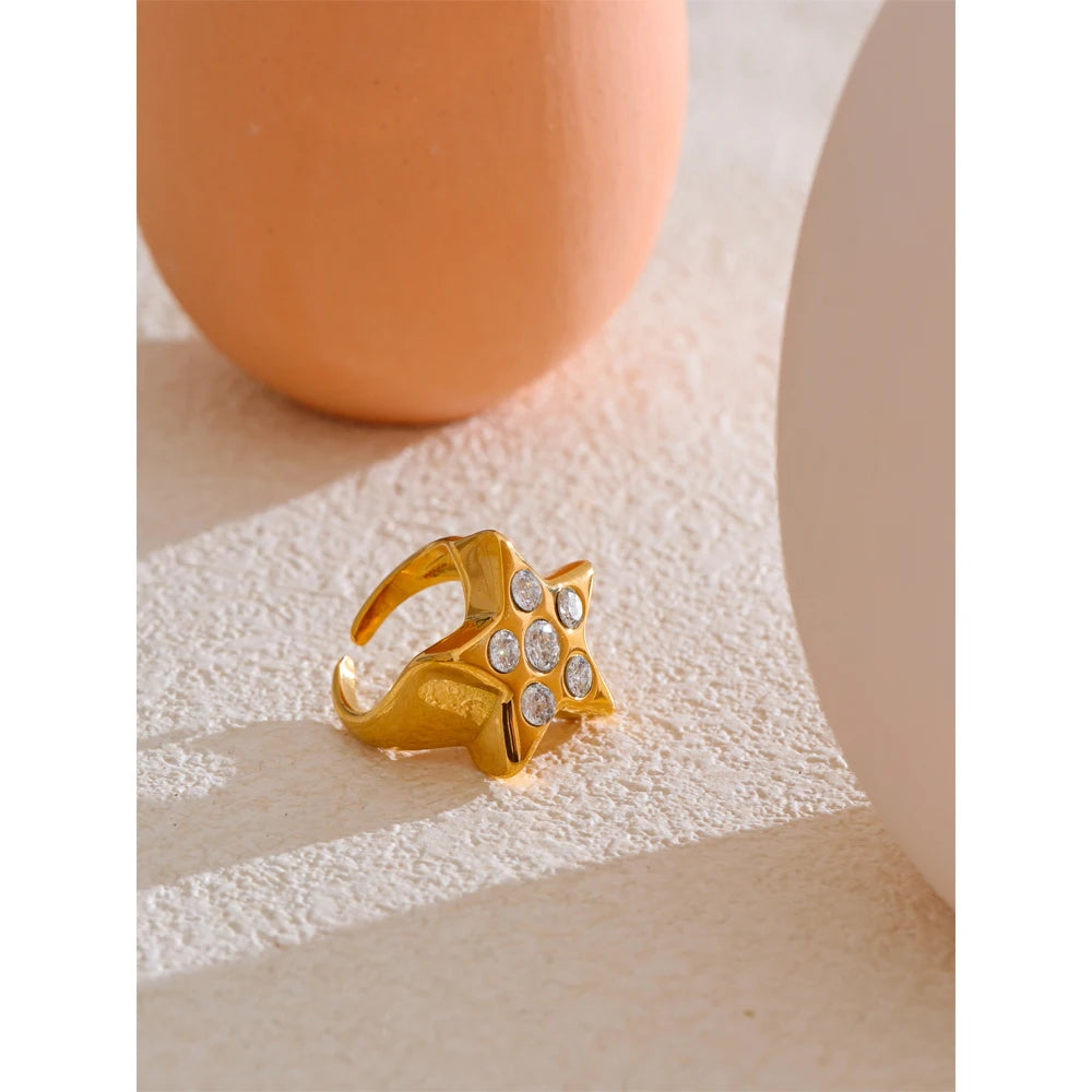 star cocktail ring