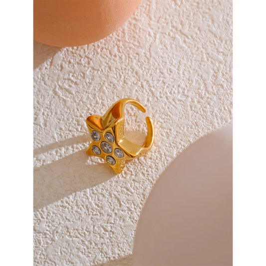 star cocktail ring